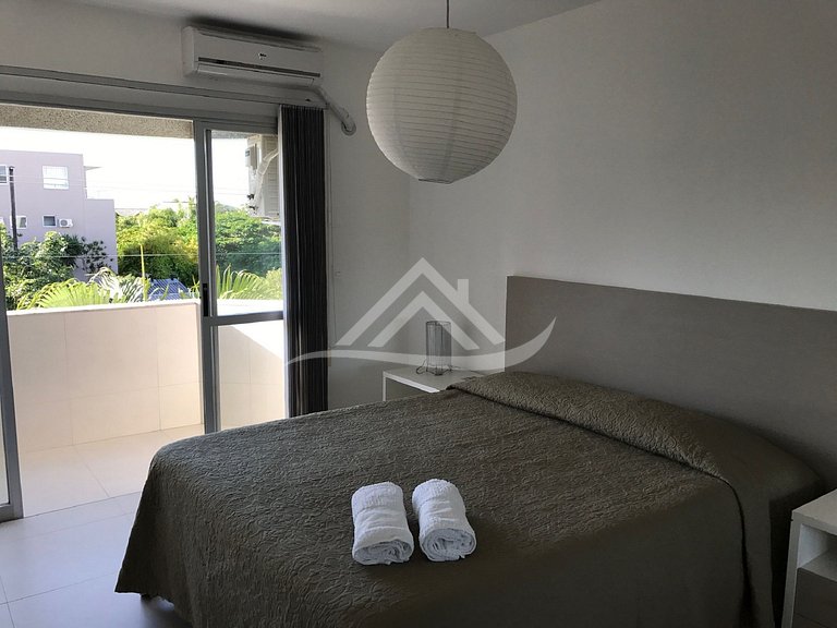 1 dormitório a 1 quadra da praia de Jurere