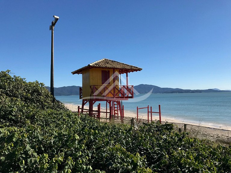 Casa 4 suítes Jurere Internacional