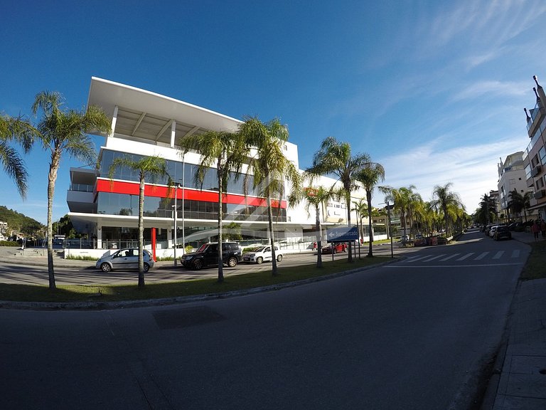 Casa 4 Suites con Piscina en Jurerê Internacional