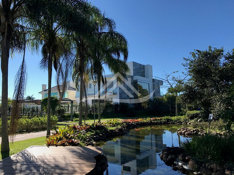 Cobertura Costa Blanca Jurere Internacional