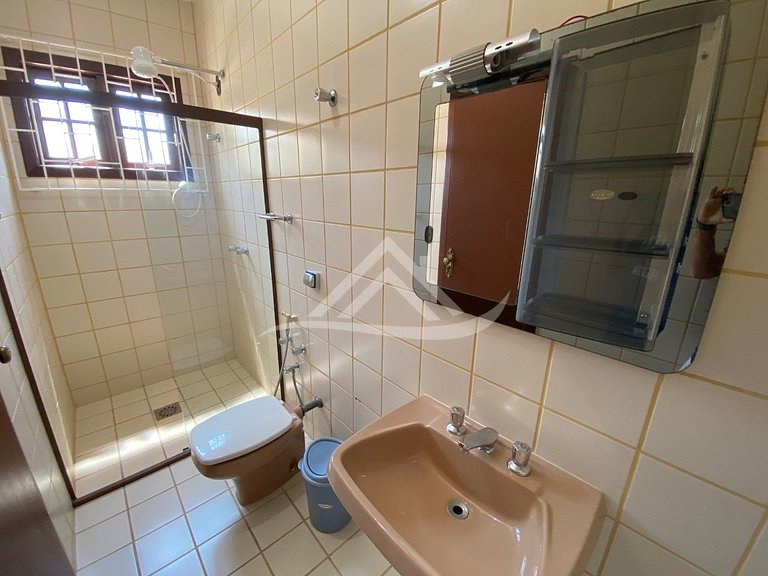 Casa 100m Praia de Jurere Internacional 18 pessoas