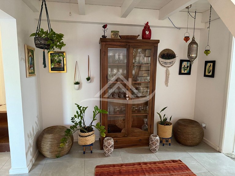Casa Acogedora con Piscina en Jurerê Internacional