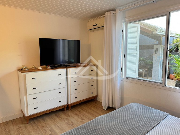 Casa Acogedora con Piscina en Jurerê Internacional