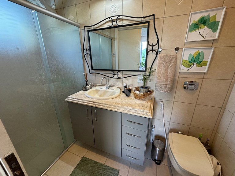 Casa Acogedora con Piscina en Jurerê Internacional