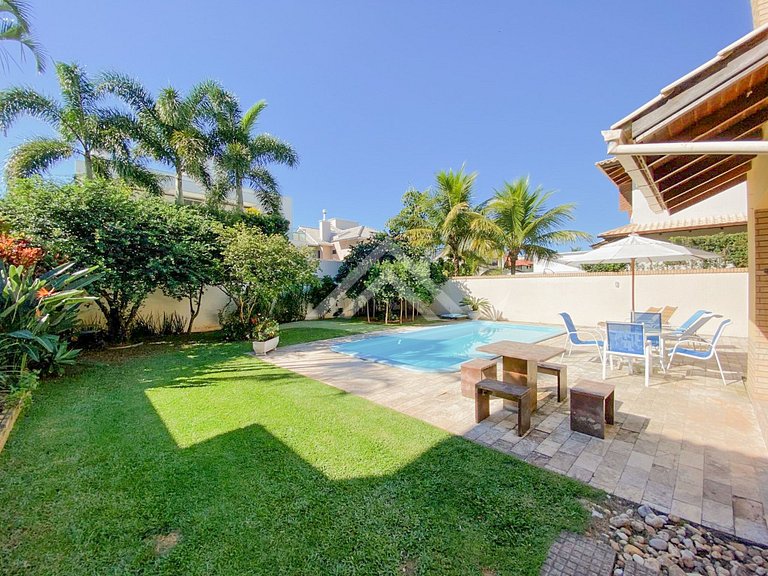 House with Pool 3 Bedrooms in Jurere