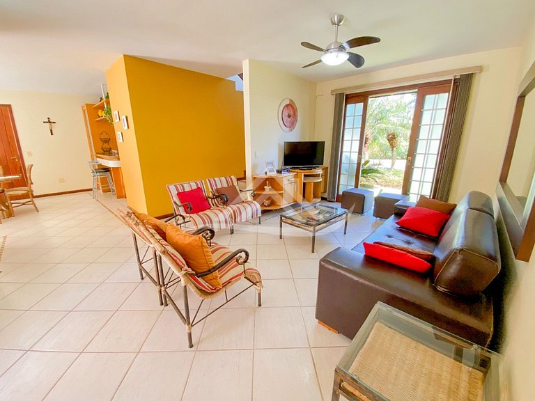 Casa com Piscina 3 Quartos em Jurerê Internacional