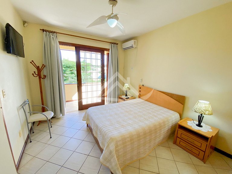 Casa com Piscina 3 Quartos em Jurerê Internacional
