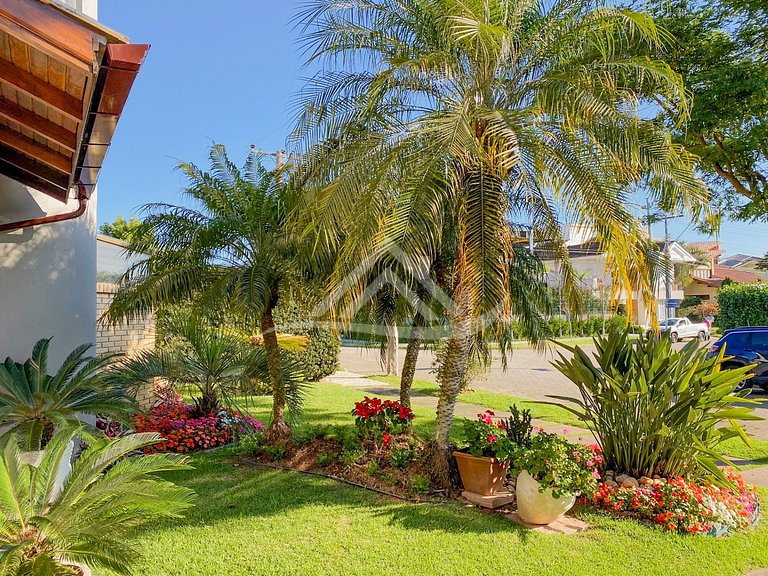 Casa con Piscina 3 Dormitorios en Jurerê
