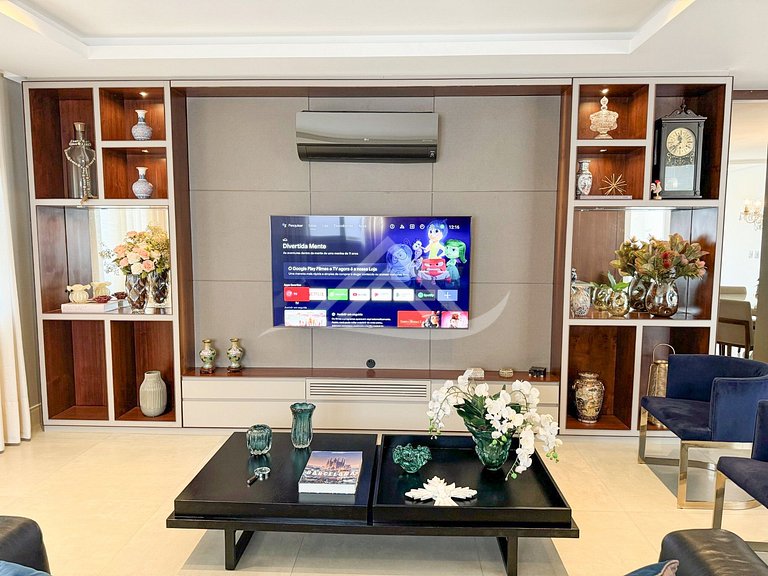 Casa 4 suítes Jurere Internacional