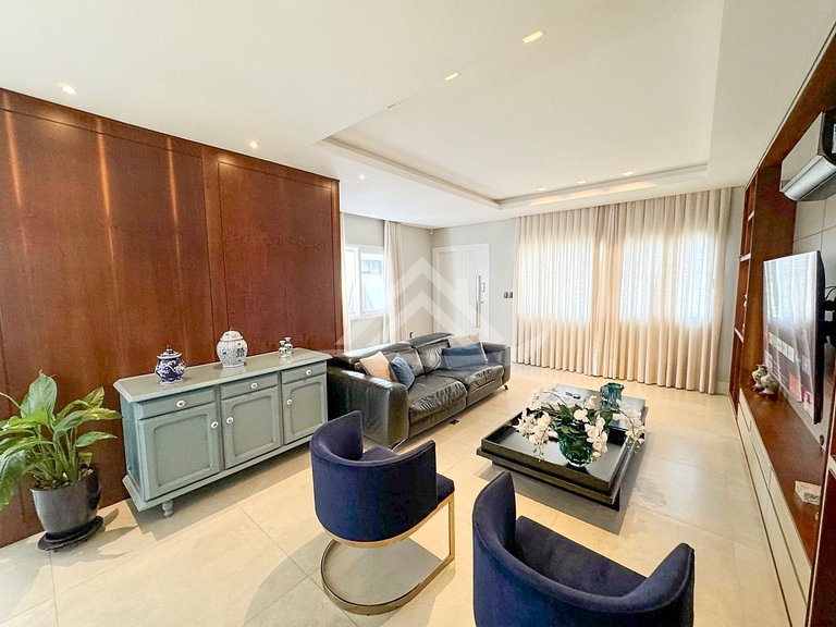 Casa 4 Suites con Piscina en Jurerê Internacional