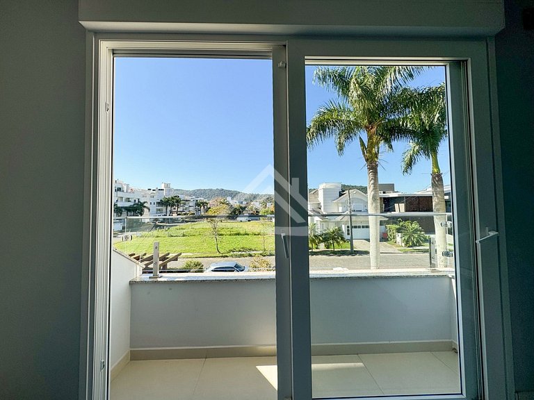 4 Suite House with Pool in Jurerê Internacional