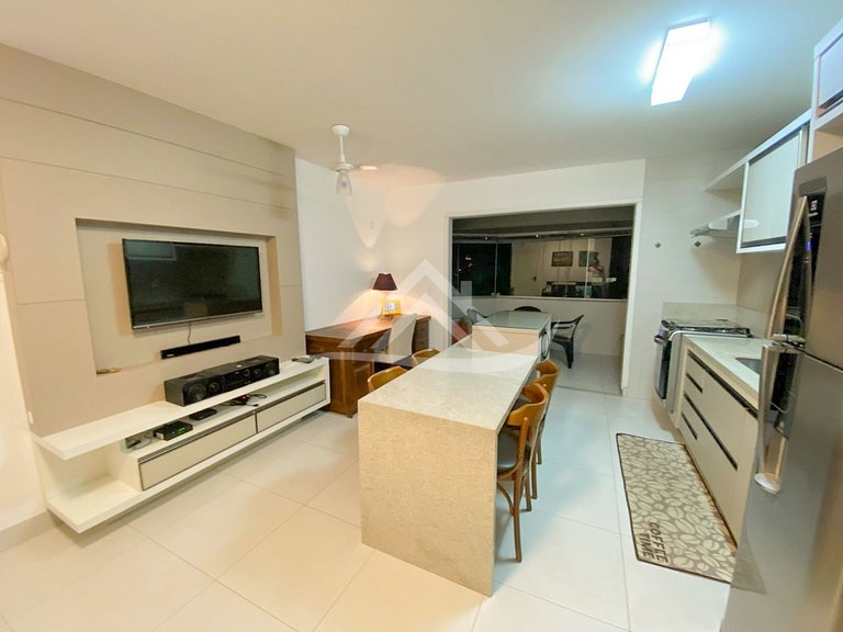 Apartamento a 1 Quadra da Praia de Jurerê