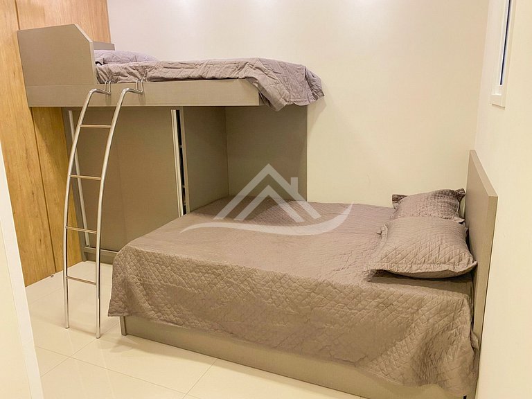 Jurere Perfeição em cada Detalhe com Linda Piscina