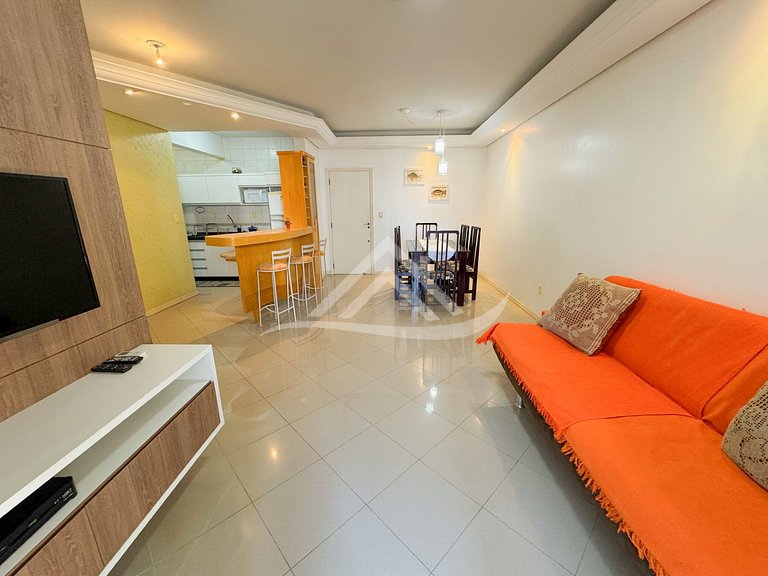 Apt 1 Block from Beach Jurerê Internacional