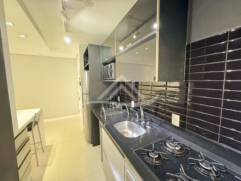 Amplia terraza con parrilla en Jurerê