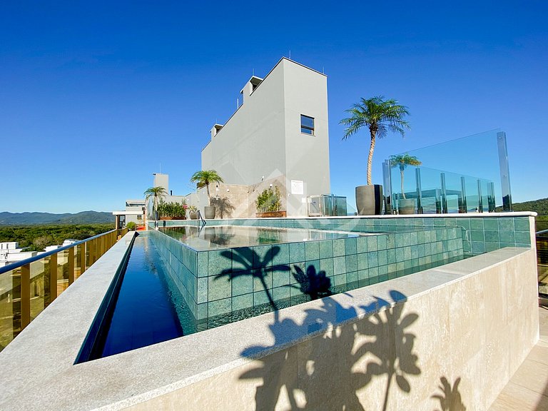 Jurere Internacional 2 suites hermoso y completo