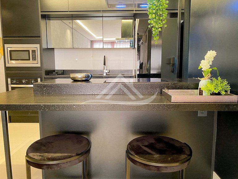 Jurere Internacional 2 suites hermoso y completo
