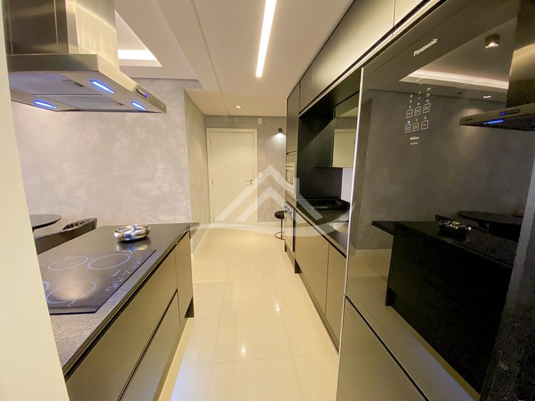 Jurere Internacional 2 Suites Lindo Completo