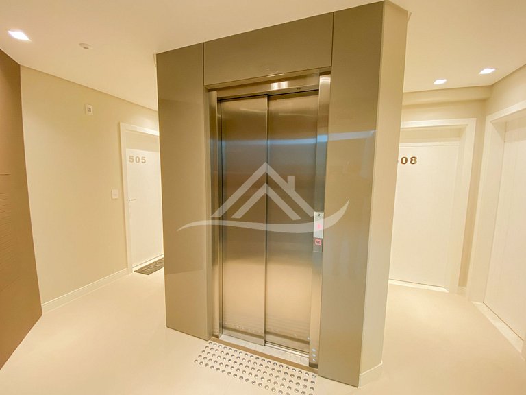 Jurere Internacional 2 Suites Lindo Completo