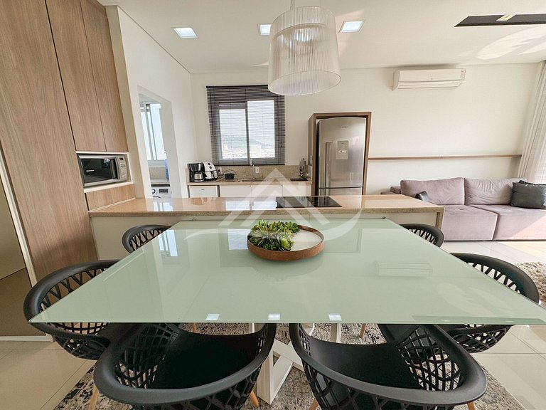 Apartamento 2 Quartos a 300m da Praia de Jurerê