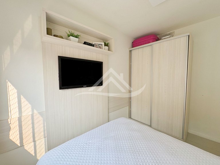 2 Bedroom Apartment 300m from Jurerê Beach