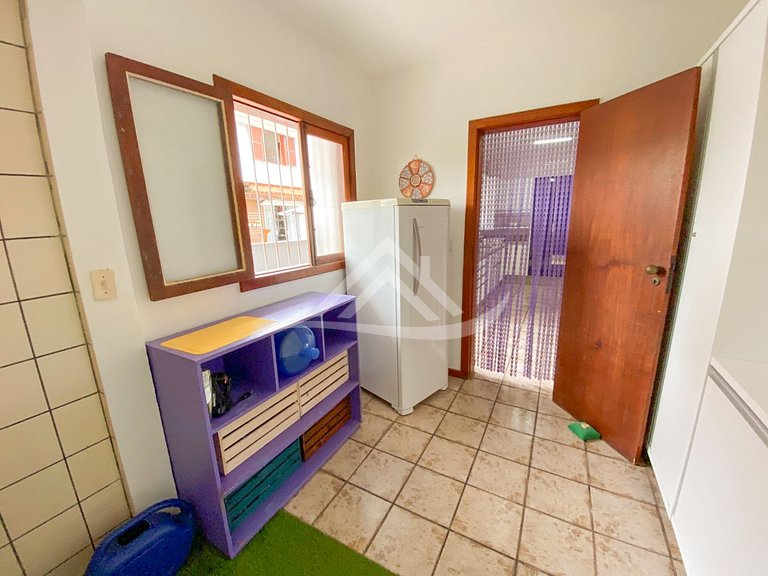 Casa com Piscina 3 Suítes em Jurerê Internacional