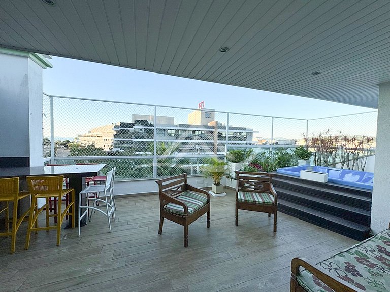 Cobertura Vista al Mar y Piscina en Jurerê