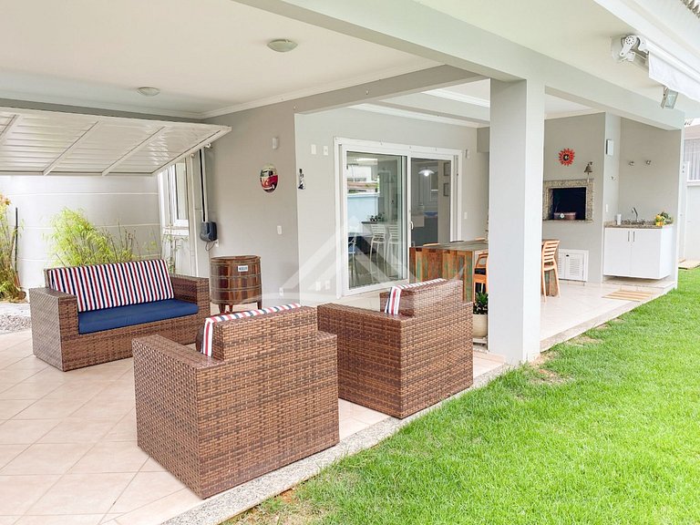 Casa con Piscina 4 Dormitorios en Jurerê