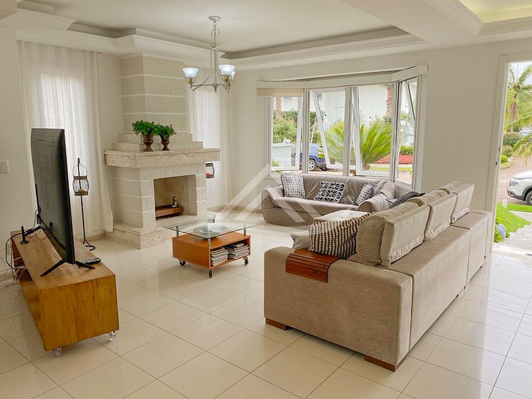 Casa con Piscina 4 Dormitorios en Jurerê