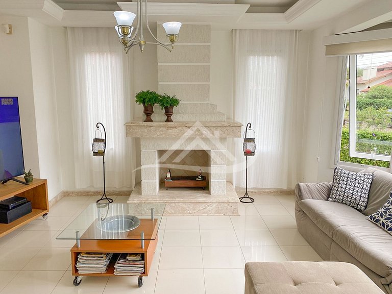 Casa con Piscina 4 Dormitorios en Jurerê