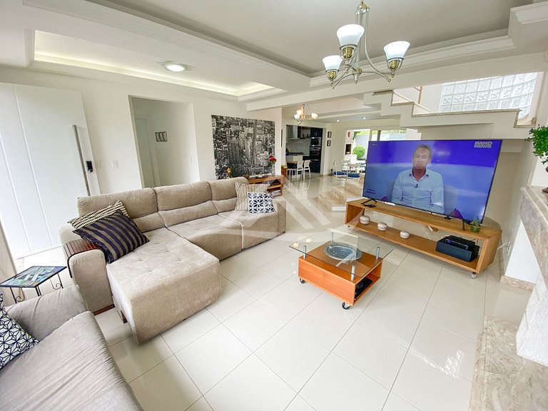 Casa con Piscina 4 Dormitorios en Jurerê