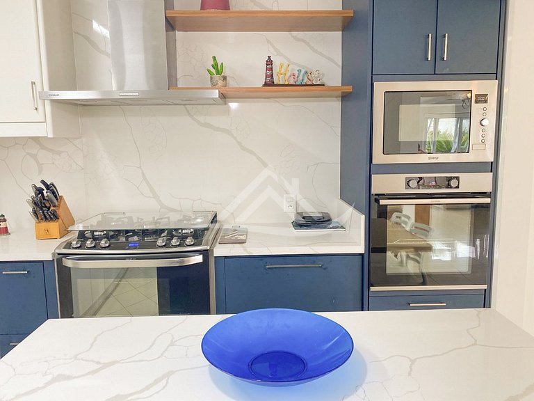 Casa com Piscina 4 Quartos em Jurerê Internacional