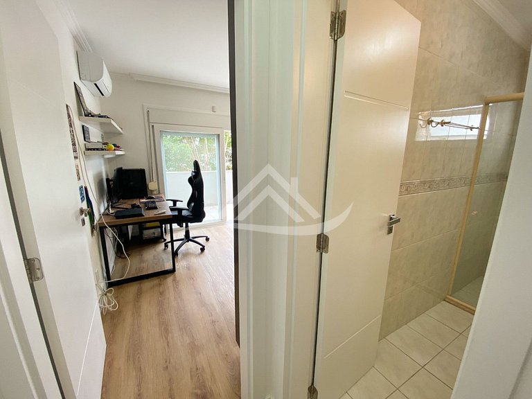 Casa com Piscina 4 Quartos em Jurerê Internacional