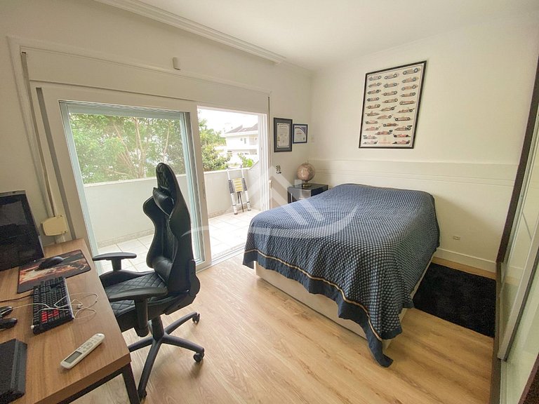 Casa con Piscina 4 Dormitorios en Jurerê
