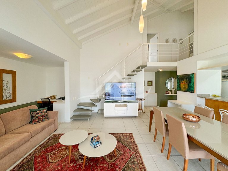 Duplex Penthouse 200m from Jurere Beach