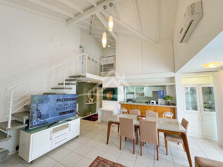 Duplex Penthouse 200m from Jurere Beach
