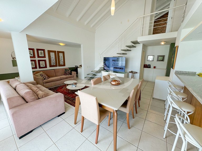 Duplex Penthouse 200m from Jurere Beach