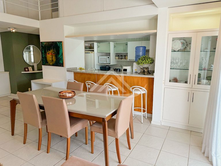 Duplex Penthouse 200m from Jurere Beach