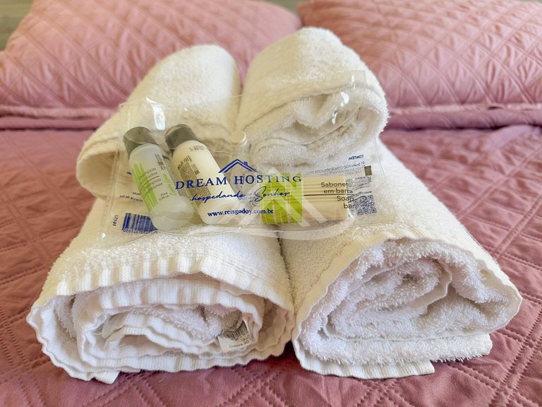 1 Dorm. A Poucos Metros da Praia de Jurere