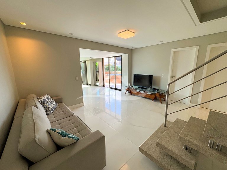 Cobertura Dúplex con Piscina Privada en Jurerê