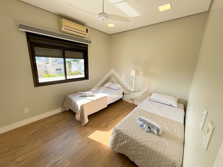 Cobertura Duplex com Piscina Privativa em Jurerê