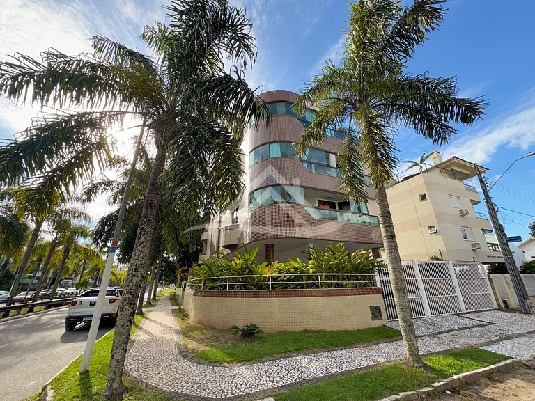 Duplex Penthouse with Private Pool in Jurerê