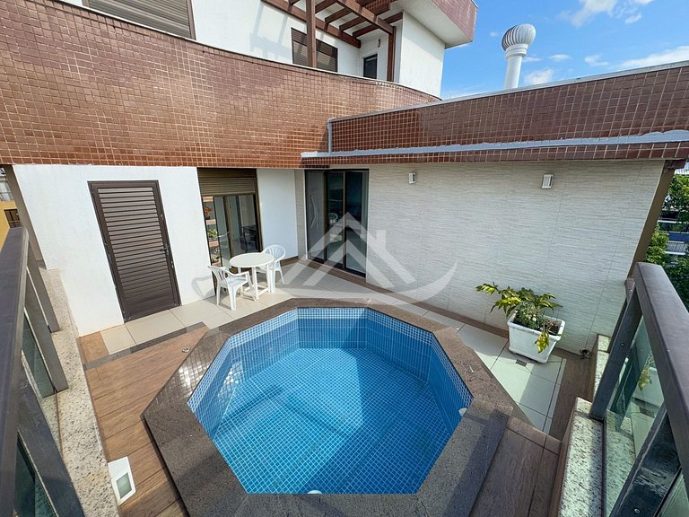 Duplex Penthouse with Private Pool in Jurerê