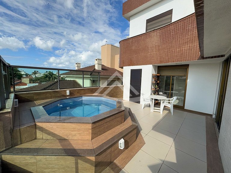 Cobertura Dúplex con Piscina Privada en Jurerê