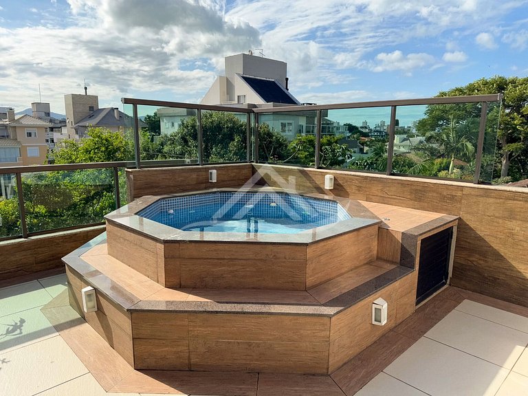 Cobertura Dúplex con Piscina Privada en Jurerê