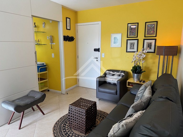 3 Dorms. Jurere Internacional Próximo a Praia