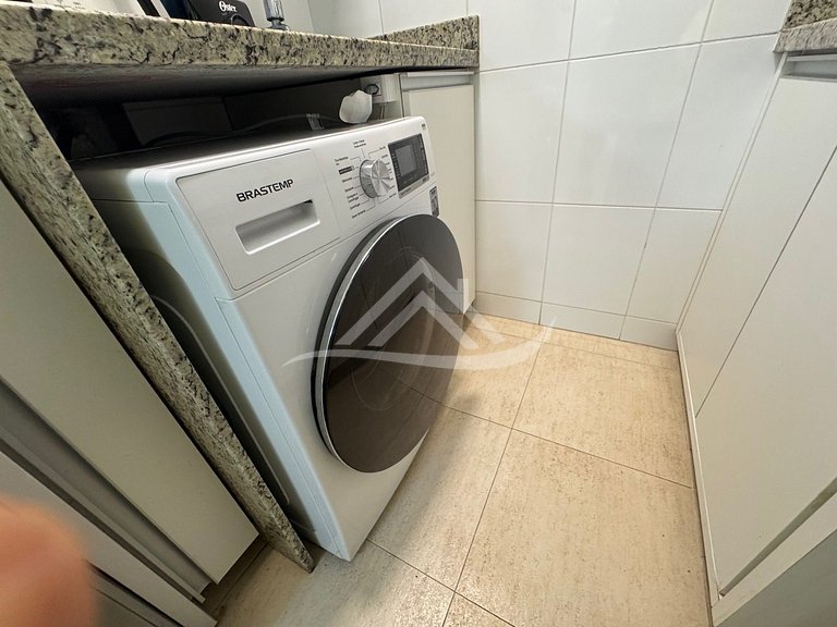 3 Dorms. Jurere Internacional Próximo a Praia