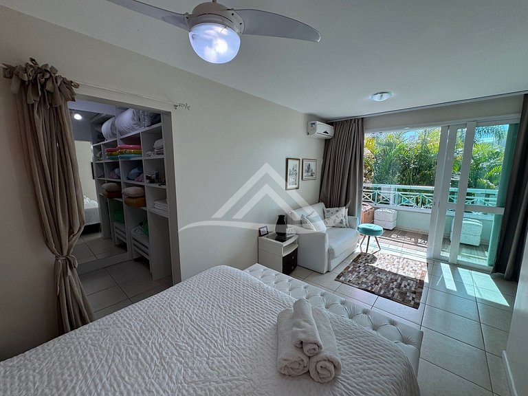 3 Dorms. Jurere Internacional Próximo a Praia