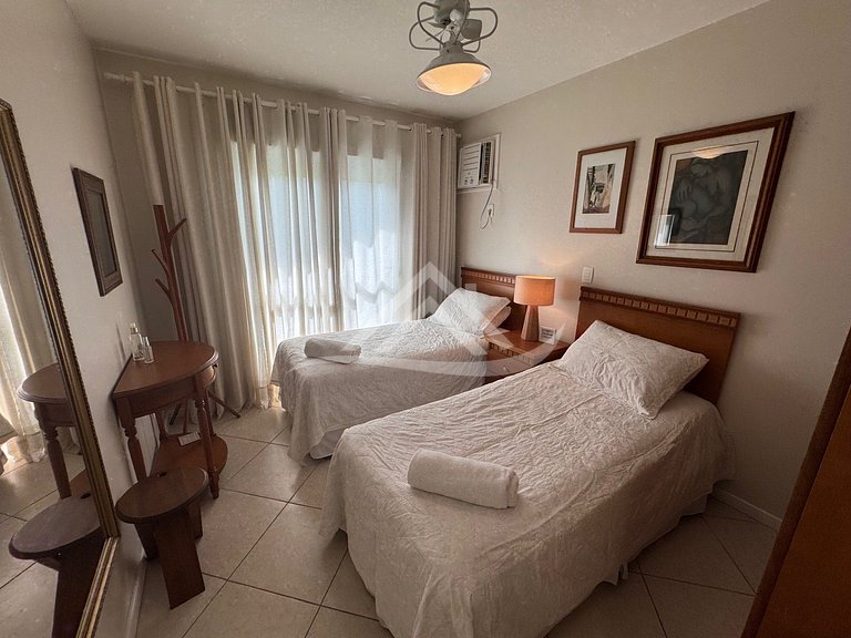 3 Dorms. Jurere Internacional Próximo a Praia