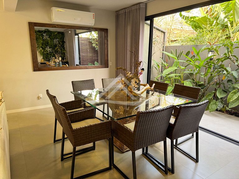 Casa 3 Dorms. Lazer Conforto Jurere Florianópolis